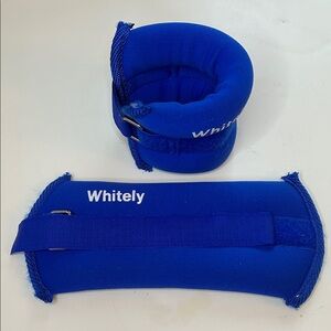 Whitely blue 1 pound wrist or ankle weights adjust the fit with Velcro straps